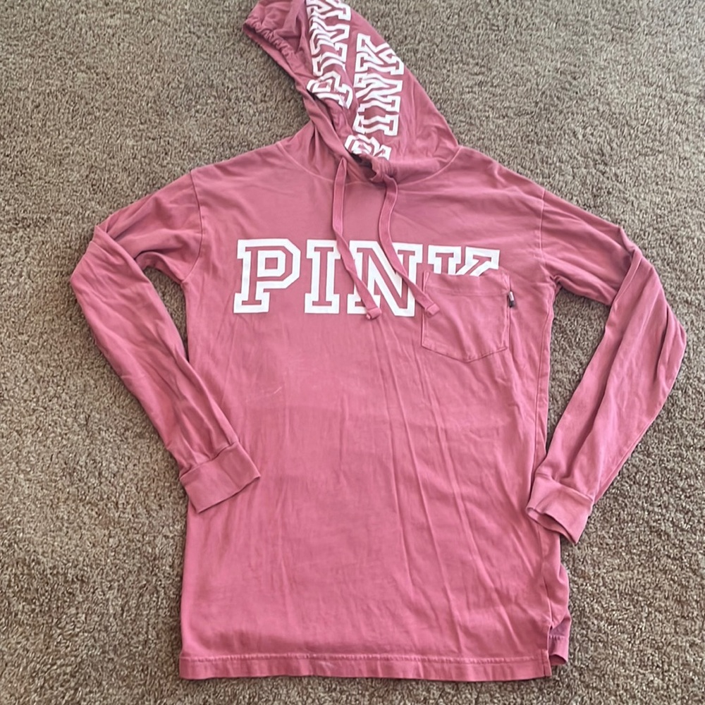 Woman’s PINK ling sleeve hooded shirt